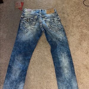 True religion very detailed stitch, RARE jeans